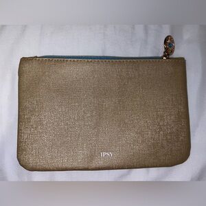 NWOT Ipsy Stay Golden Clutch Makeup Bag